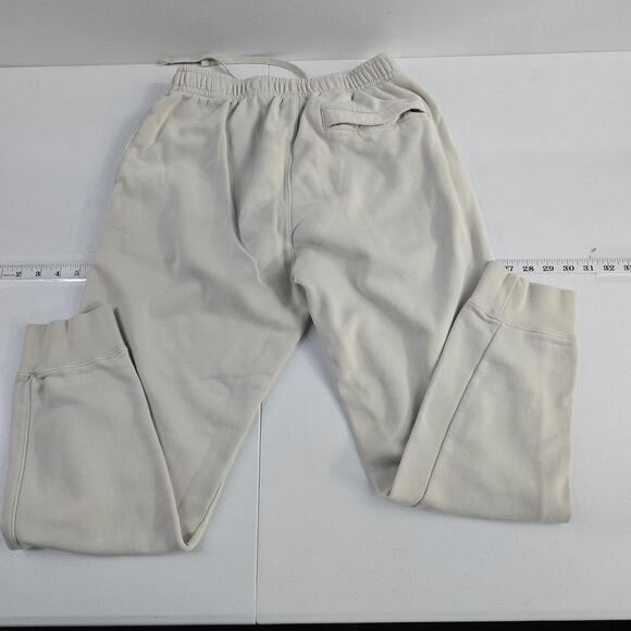 Nike Sportswear Club Fleece Joggers BV2671-072 beige tan M mens - Picture 2 of 11